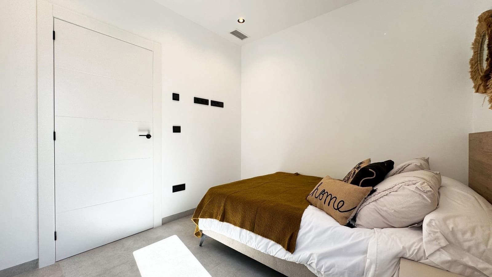 3 slaapkamer Villa te koop in Villamartin met zwembad - € 399.500 (Ref: 8482181)