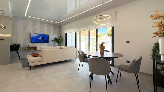 3 slaapkamer Villa te koop in Villamartin, Orihuela met zwembad - € 399.500 (Ref: 8482181)