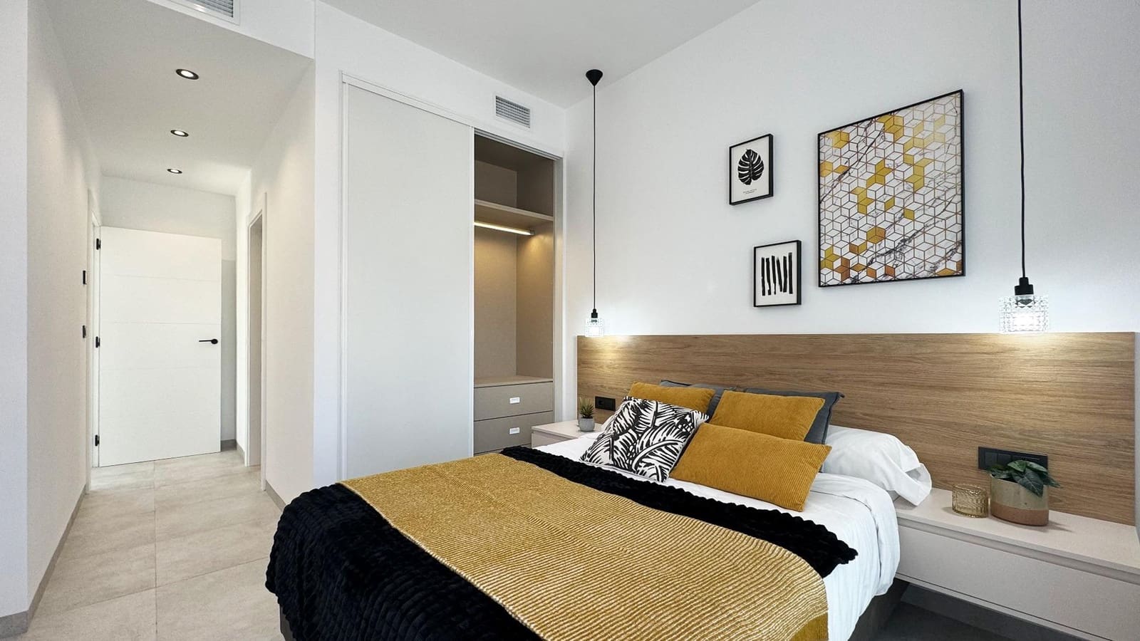 3 slaapkamer Villa te koop in Villamartin met zwembad - € 399.500 (Ref: 8482181)