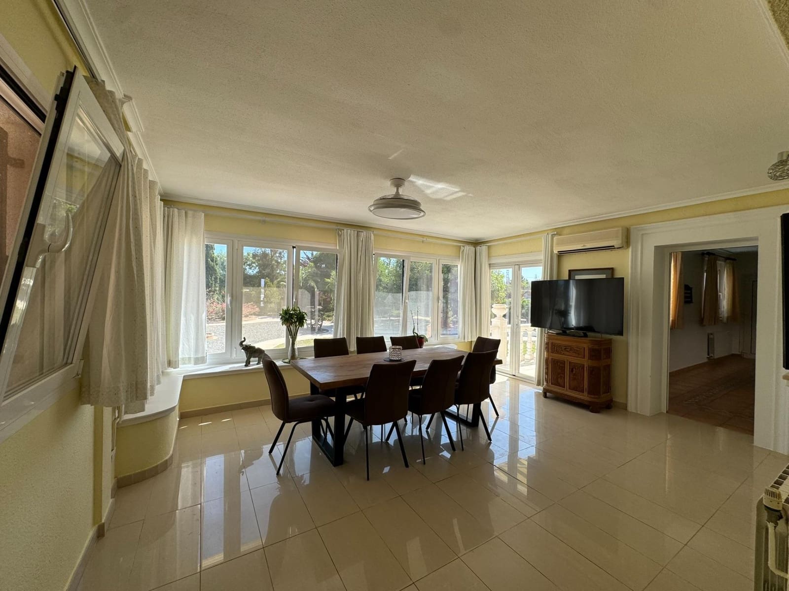 Finca/Casa Rural de 6 habitaciones en San Miguel de Salinas en venta con piscina garaje - 1.489.999 € (Ref: 8556780)