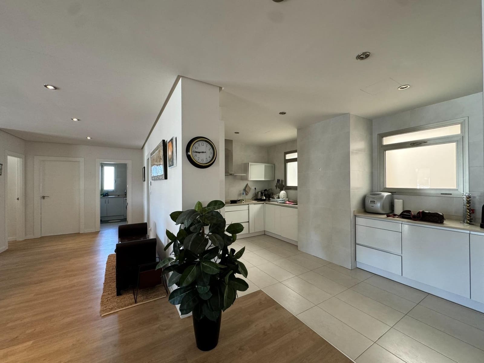 4 slaapkamer Appartement te koop in Villamartin met zwembad garage - € 420.000 (Ref: 8786637)