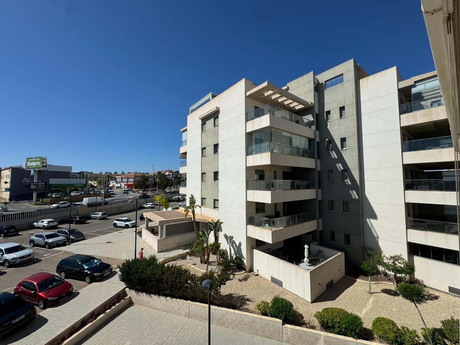 4 slaapkamer Appartement te koop in Villamartin met zwembad garage - € 420.000 (Ref: 8786637)