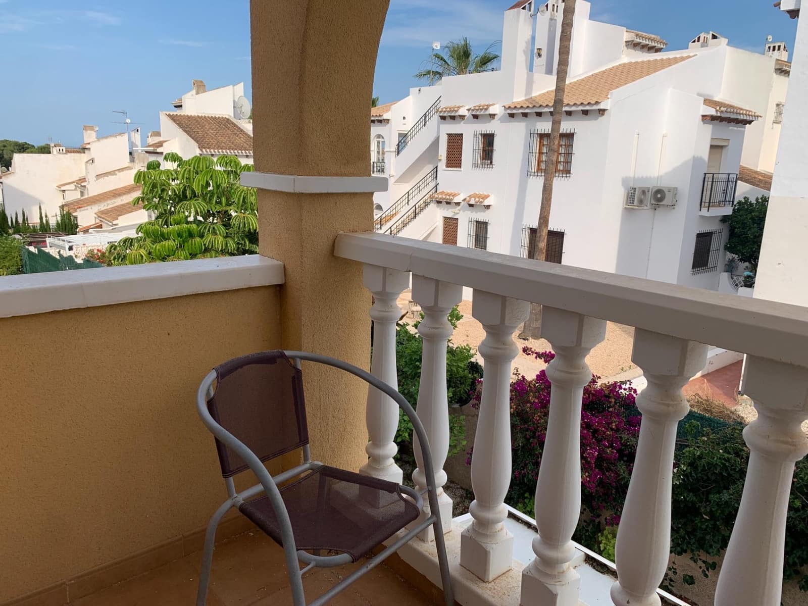 2 soverom Bungalow til salgs i Orihuela Costa med svømmebasseng - € 189 999 (Ref: 9631780)