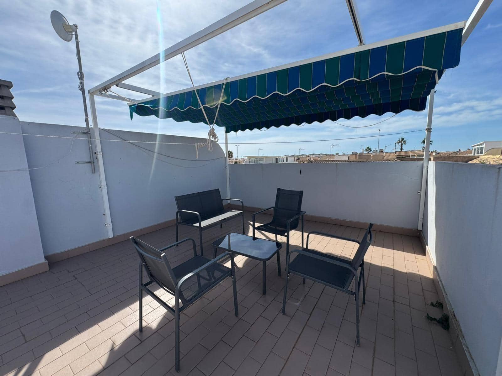 Adosado de 3 habitaciones en La Zenia en venta con piscina - 294.999 € (Ref: 9631782)