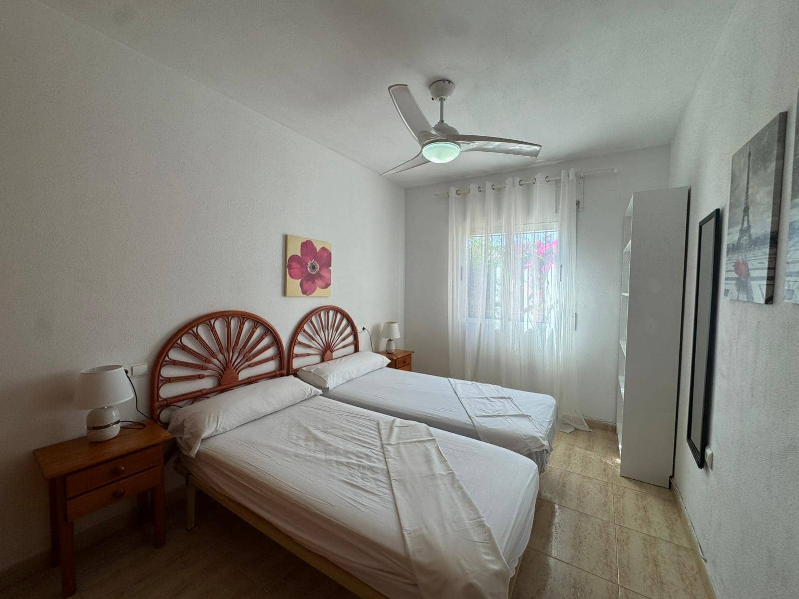 Adosado de 3 habitaciones en La Zenia en venta con piscina - 294.999 € (Ref: 9631782)