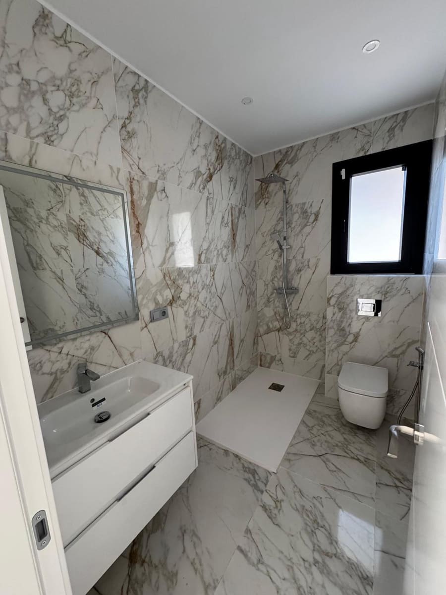 4 sovrum Villa till salu i Torrevieja med pool - 1 250 000 € (Ref: 9631784)