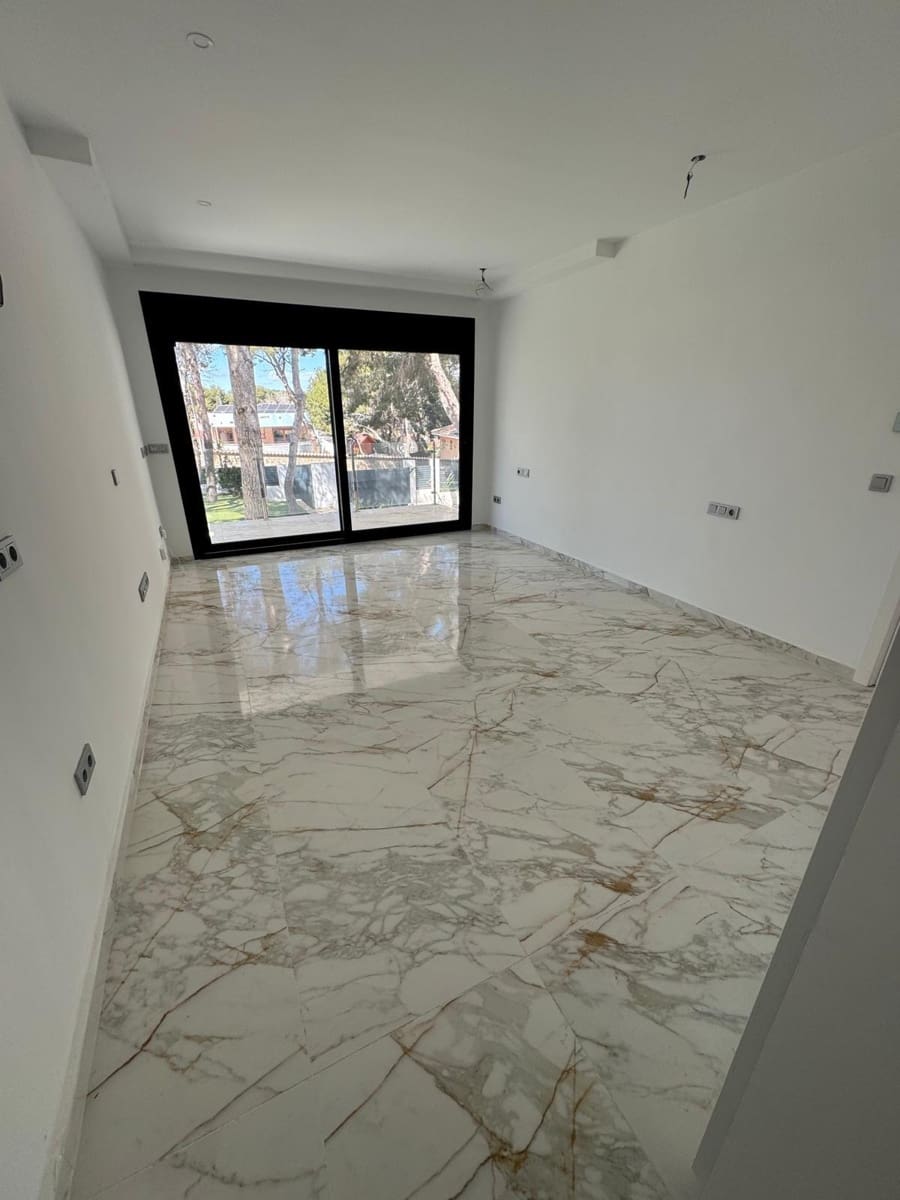 4 sovrum Villa till salu i Torrevieja med pool - 1 250 000 € (Ref: 9631784)