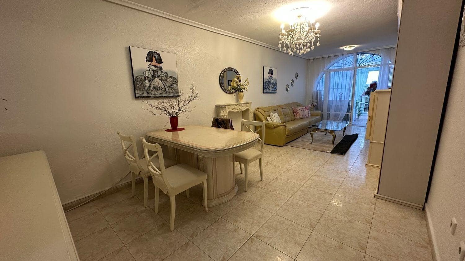 2 Zimmer Apartment zu verkaufen in Torrevieja - 176.000 € (Ref: 9634274)