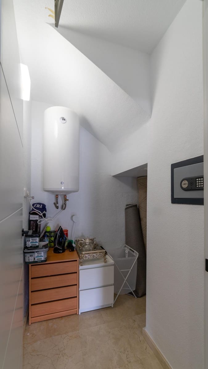 3 soverom Villa til salgs i Orihuela Costa med svømmebasseng - € 420 000 (Ref: 9637620)