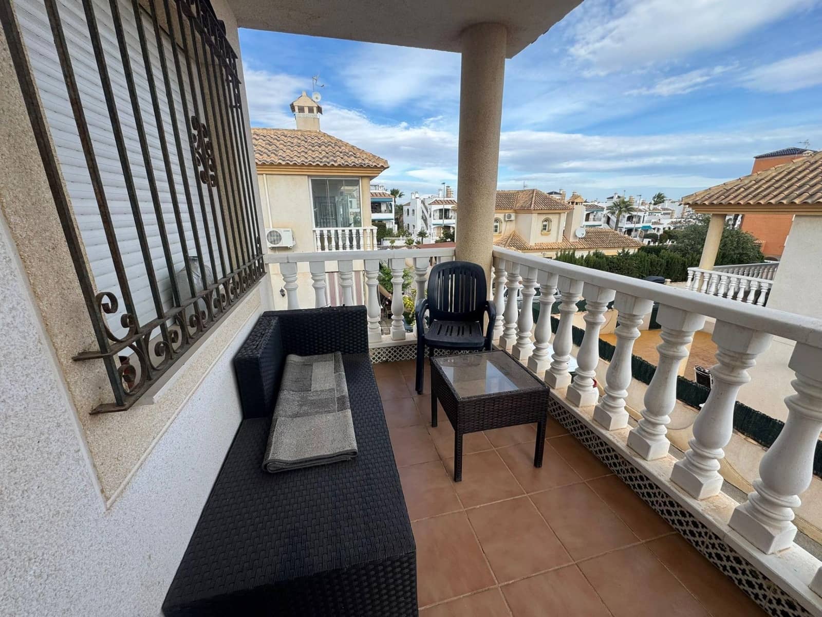 2 Zimmer Apartment zu verkaufen in Orihuela Costa mit Pool - 140.000 € (Ref: 9652020)