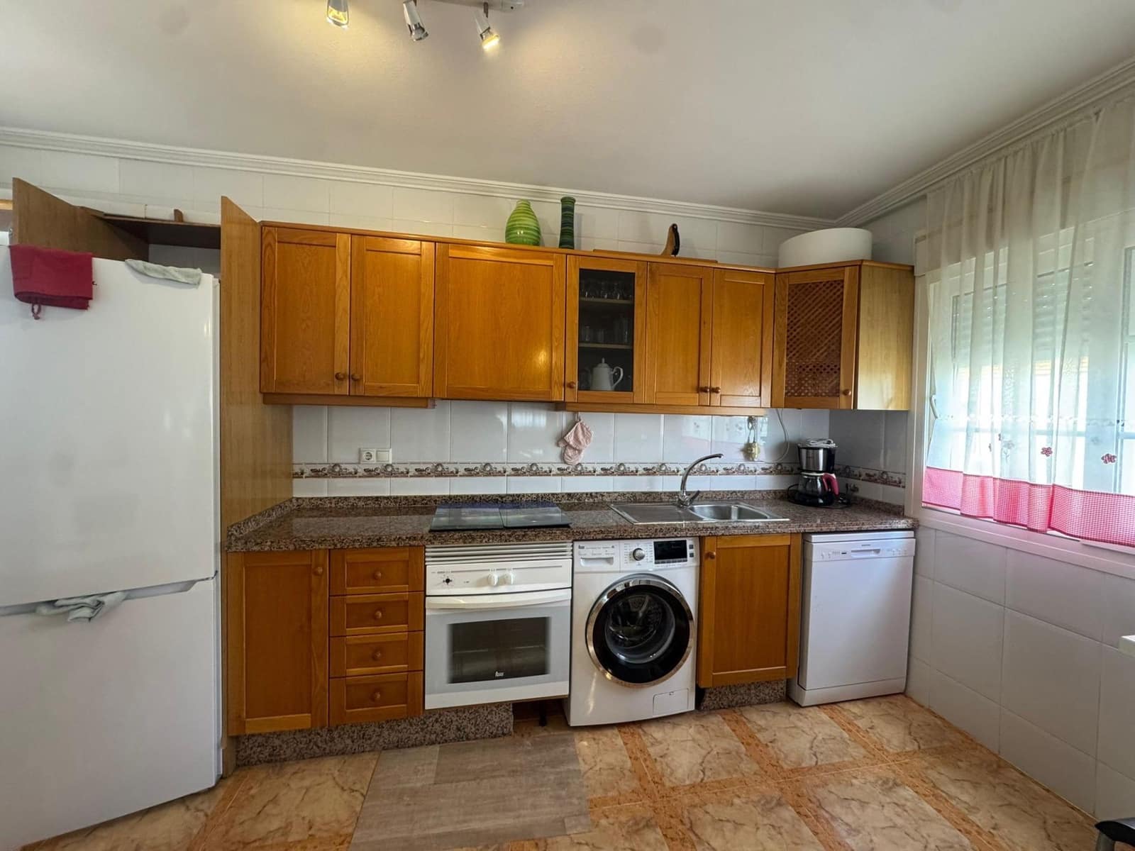 2 bedroom Apartment for sale in Orihuela Costa with pool - € 140,000 (Ref: 9652020)