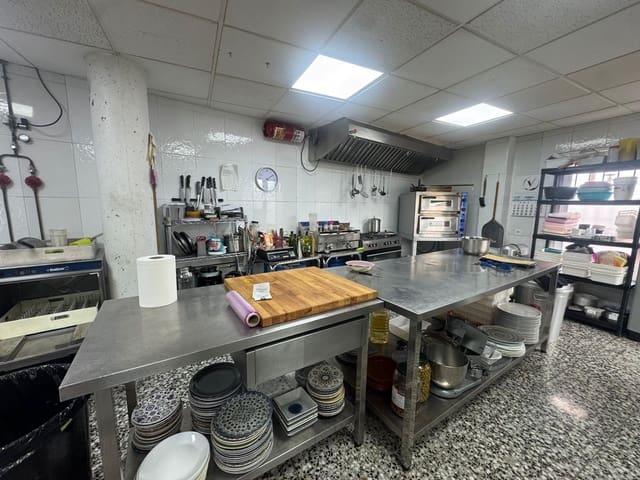 Gewerbe zu vermieten in Desamparados - Hurchillo - Torremendo, Orihuela - 650 € (Ref: 9677502)