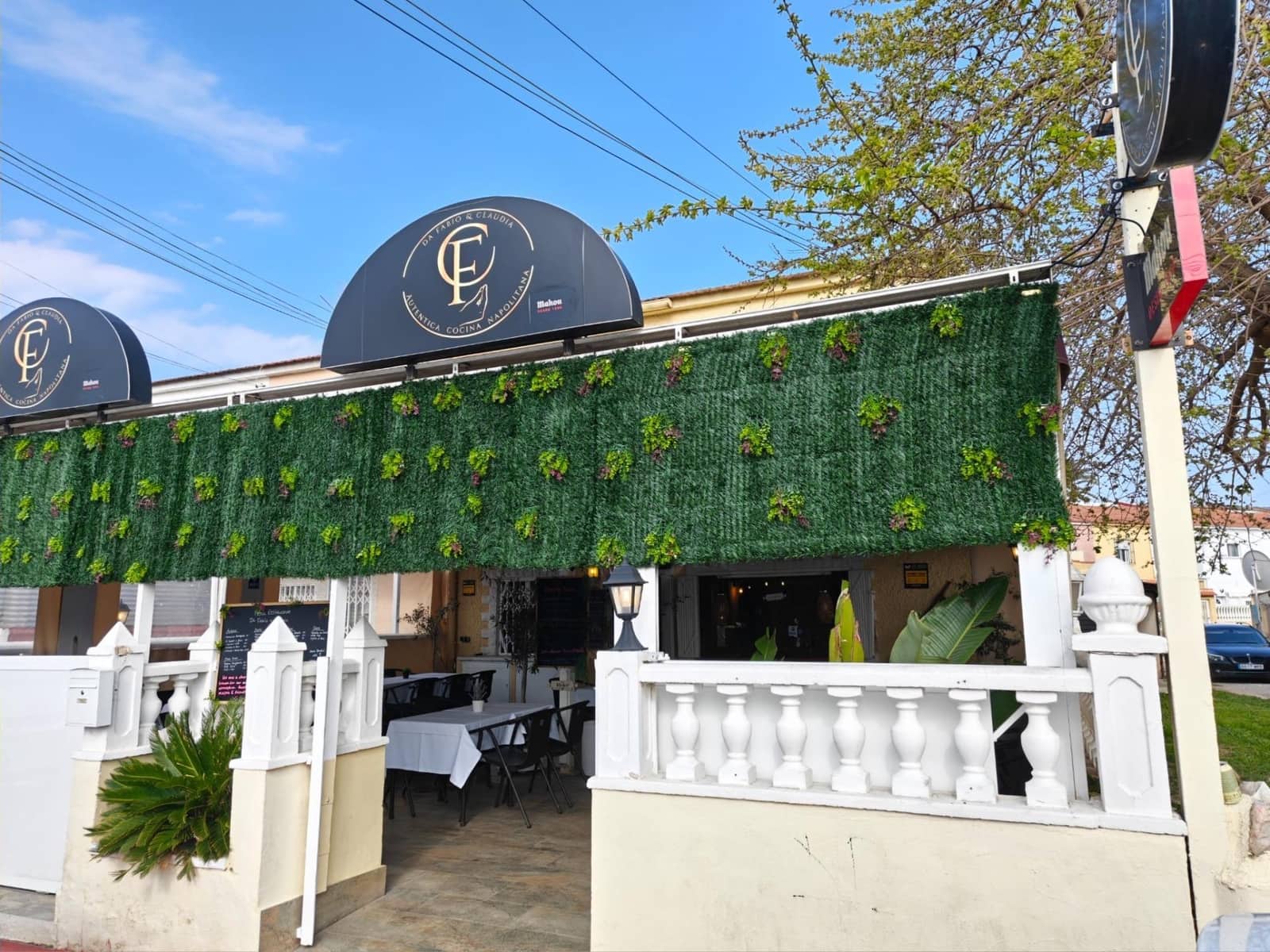 1 bedroom Commercial for sale in Torrevieja - € 310,000 (Ref: 9770680)