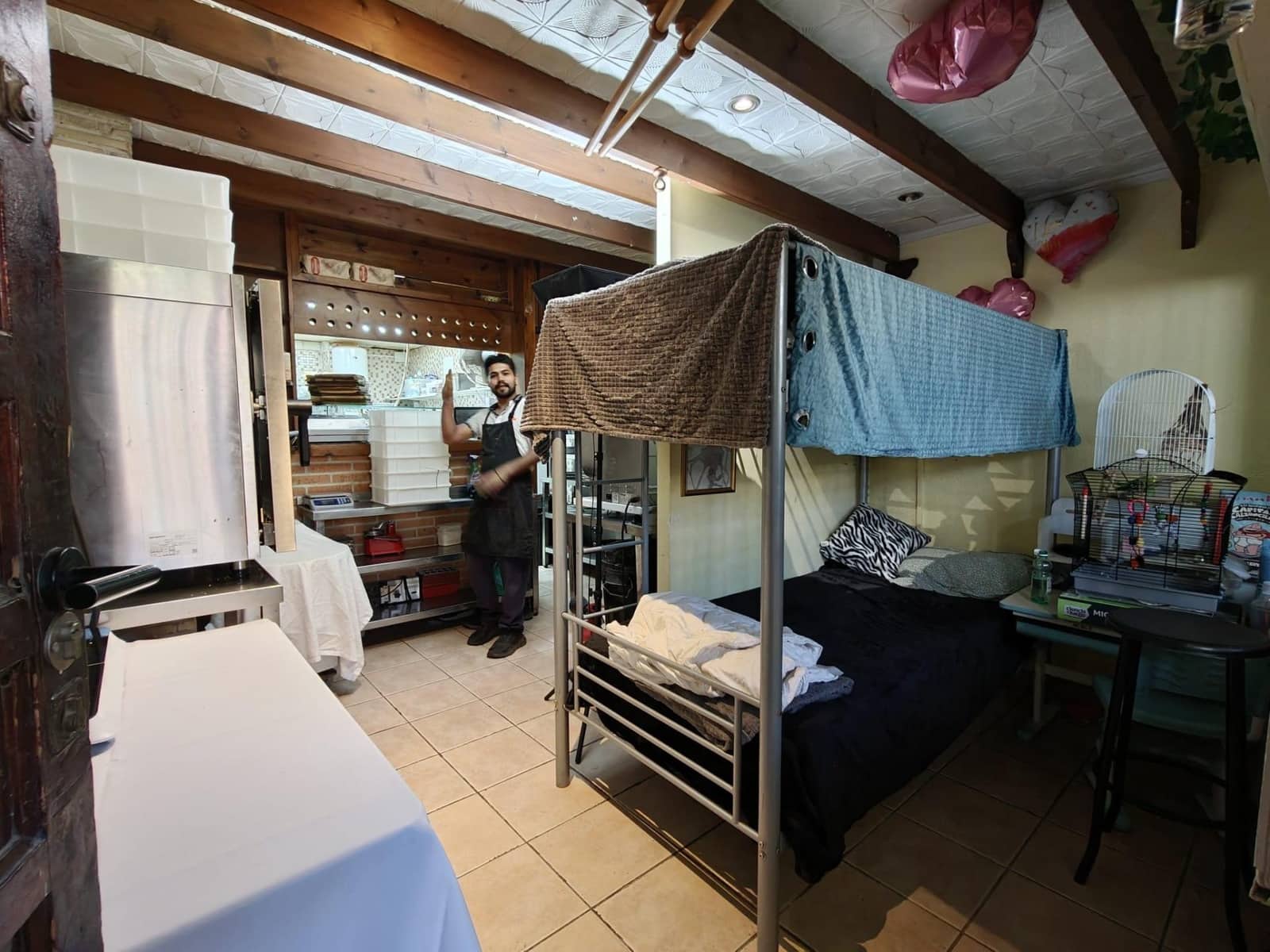 1 bedroom Commercial for sale in Torrevieja - € 310,000 (Ref: 9770680)