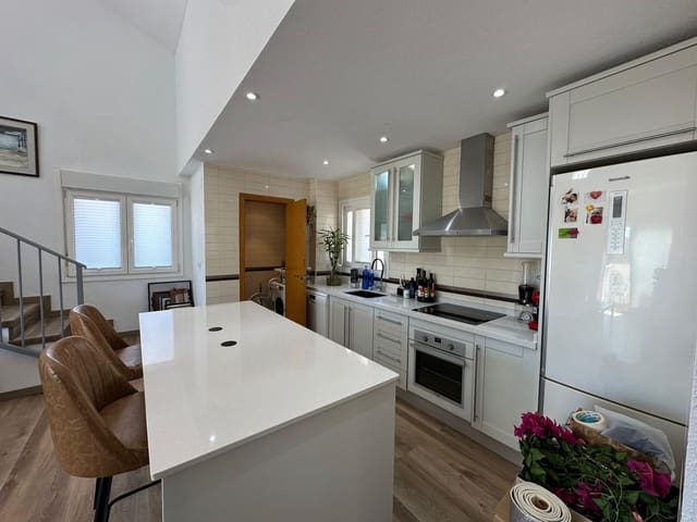 2 chambre Penthouse à vendre à Villamartin, Orihuela - 245 000 € (Ref: 9794648)