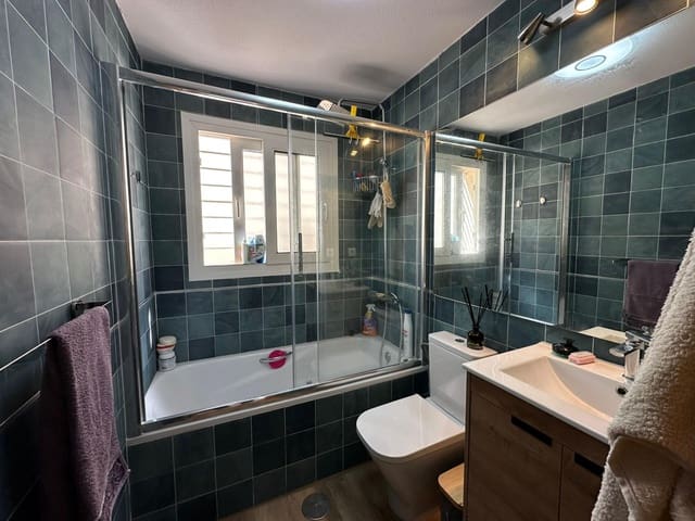 2 chambre Penthouse à vendre à Villamartin, Orihuela - 245 000 € (Ref: 9794648)