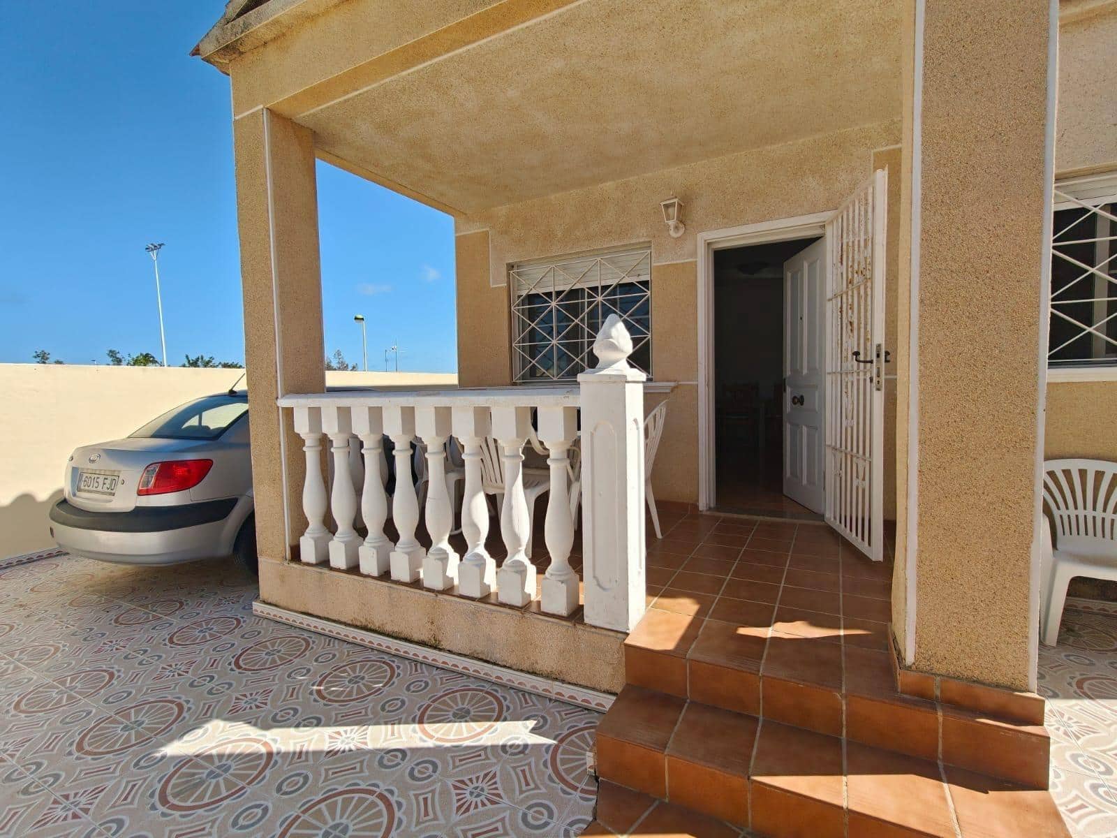 3 bedroom Villa for sale in Torrevieja with pool - € 228,000 (Ref: 9806494)