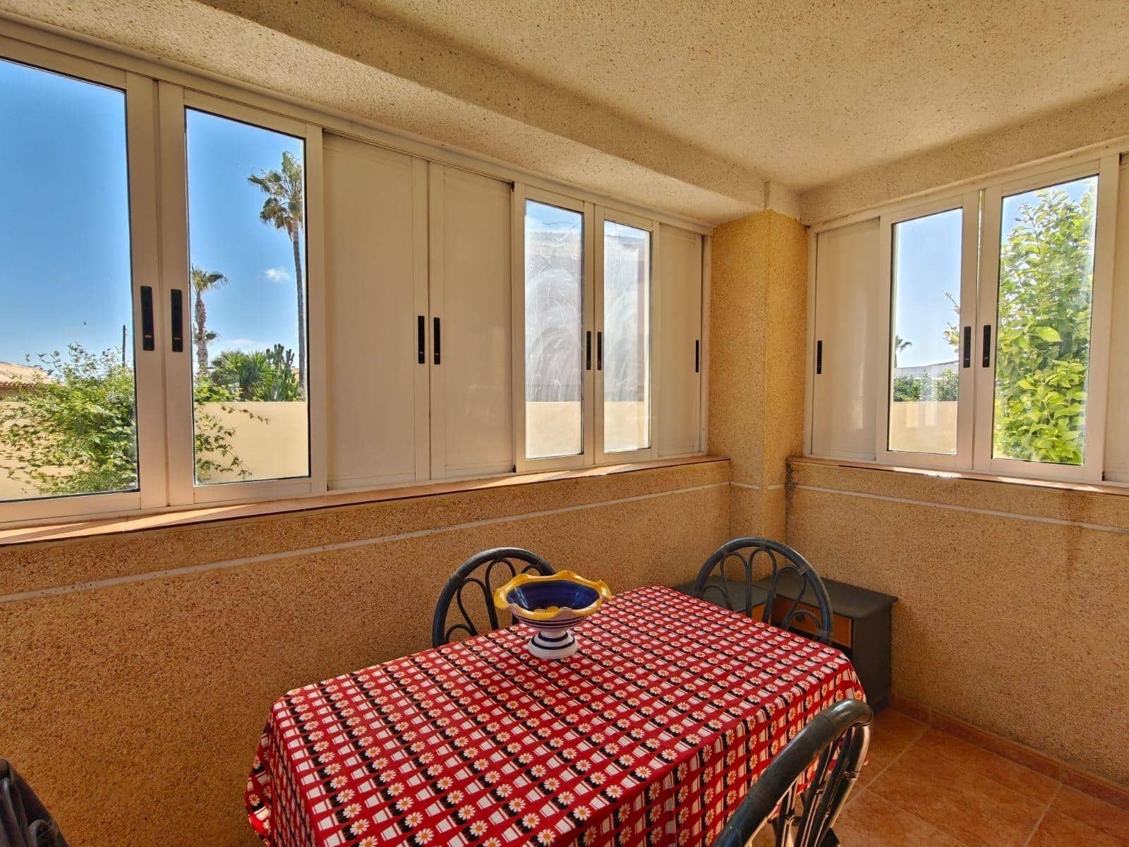 3 bedroom Villa for sale in Torrevieja with pool - € 228,000 (Ref: 9806494)