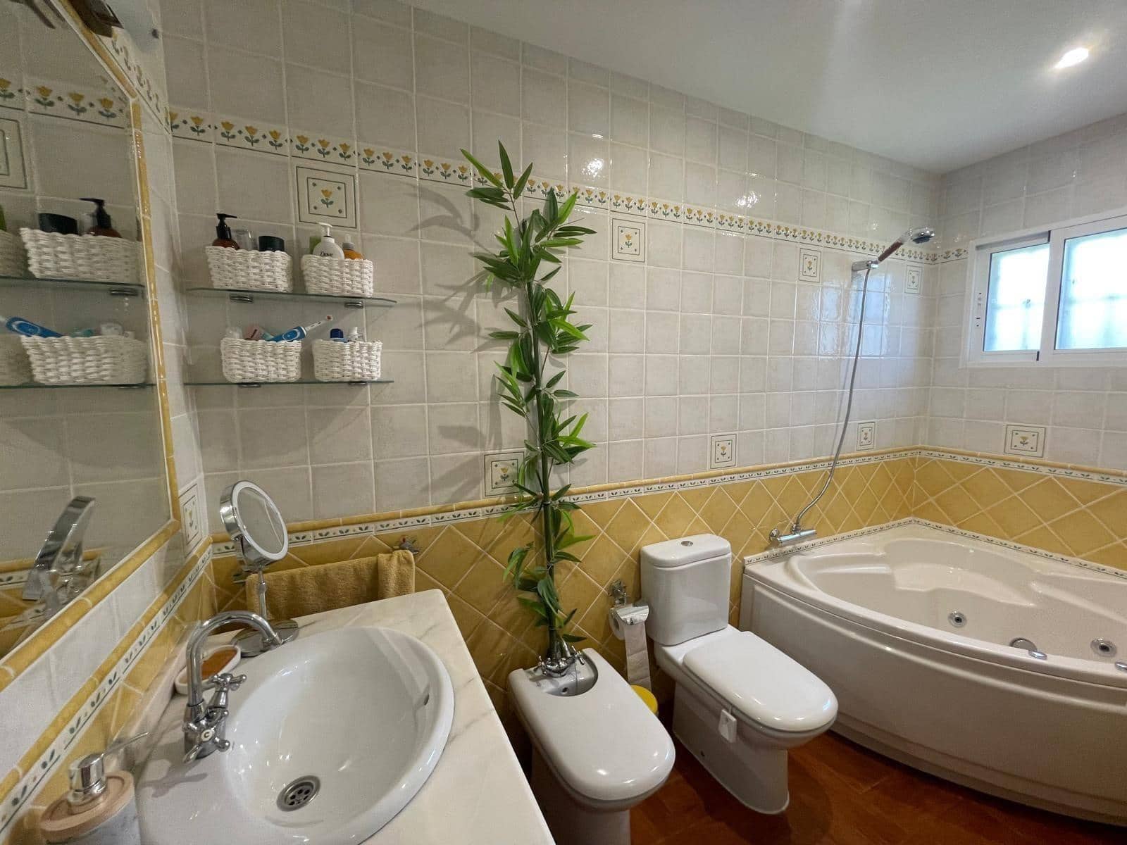 3 bedroom Finca/Country House for sale in Torrellano with pool garage - € 525,000 (Ref: 9818245)