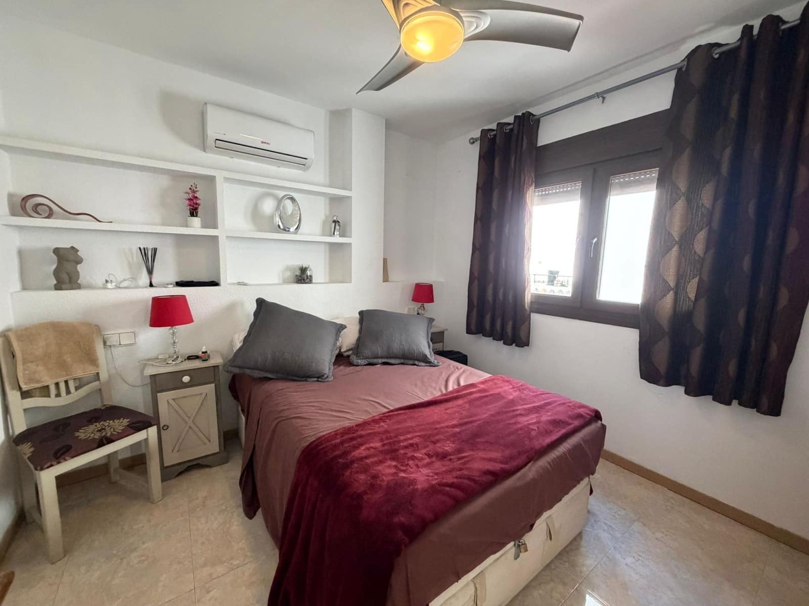 1 Zimmer Apartment zu verkaufen in Villamartin mit Pool - 125.000 € (Ref: 9851780)