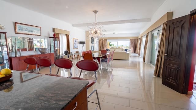 3 bedroom Villa for sale in Pego - € 850,000 (Ref: 10015215)