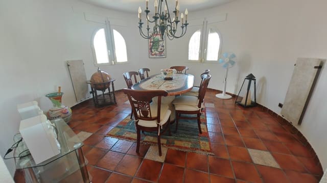 4 bedroom Villa for sale in Dénia - € 590,000 (Ref: 10015216)