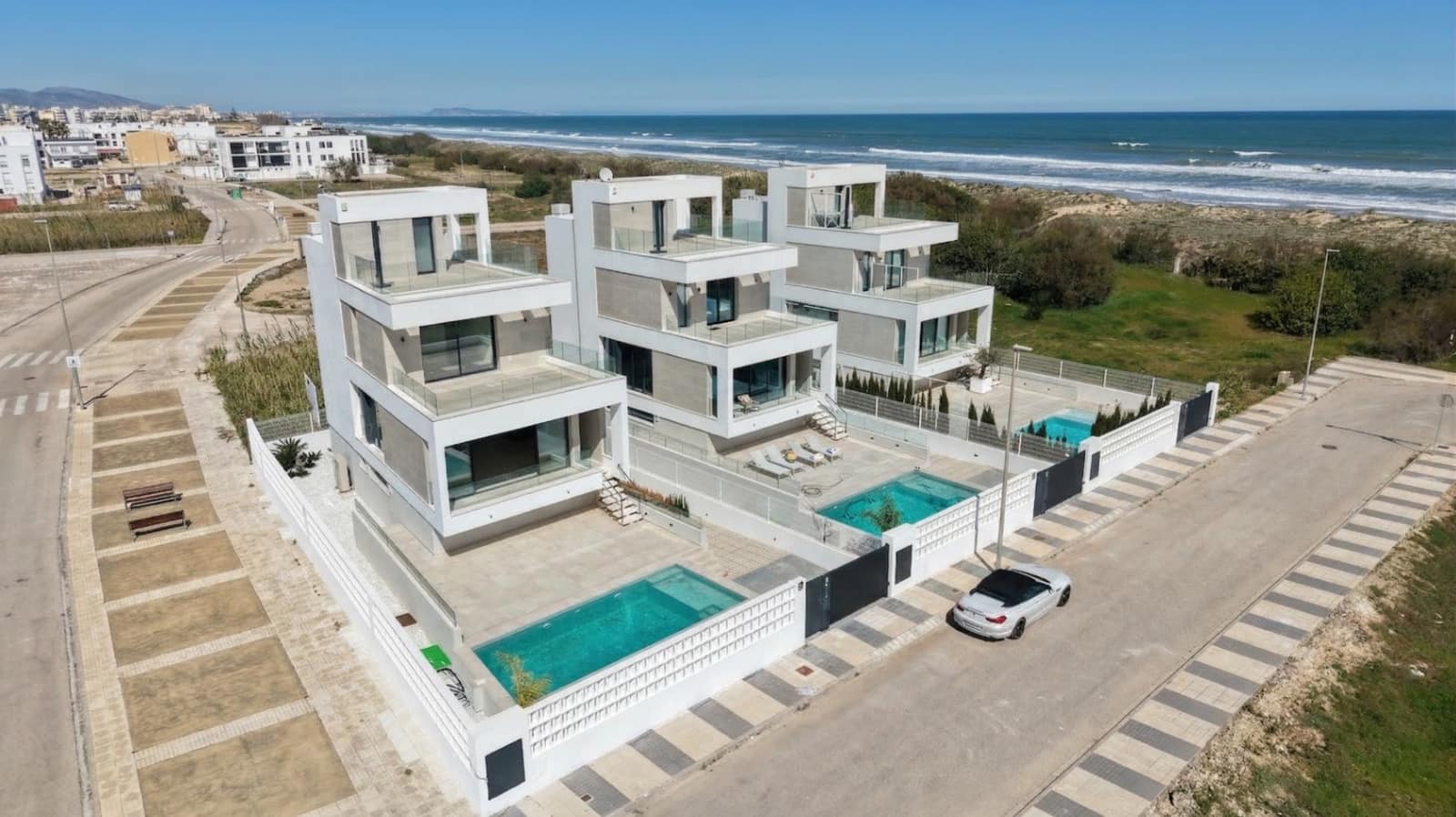 4 quarto Moradia para venda em Oliva - 950 000 € (Ref: 10015218)