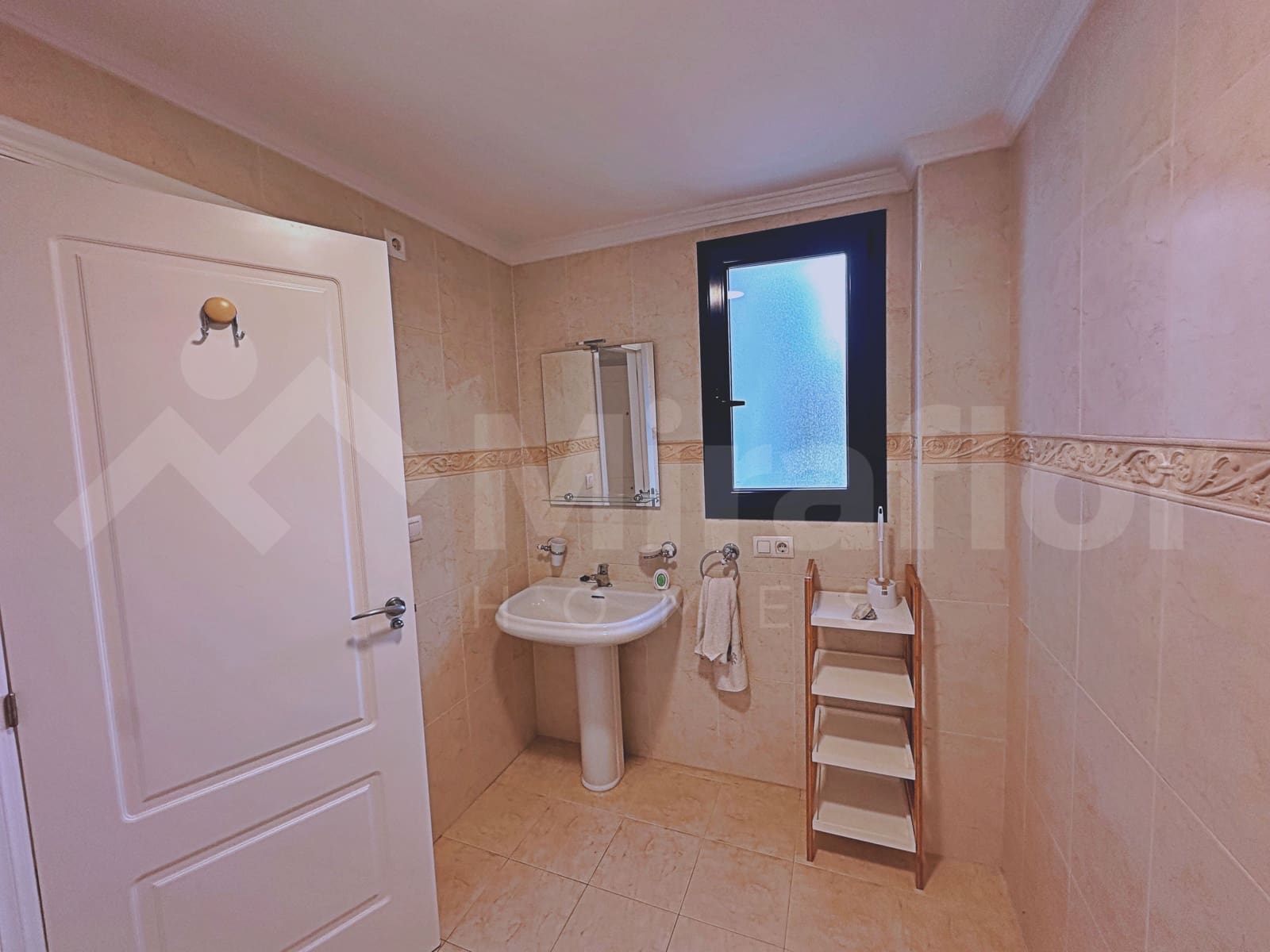 2 bedroom Apartment for sale in Denia with pool - € 246,000 (Ref: 10023211)