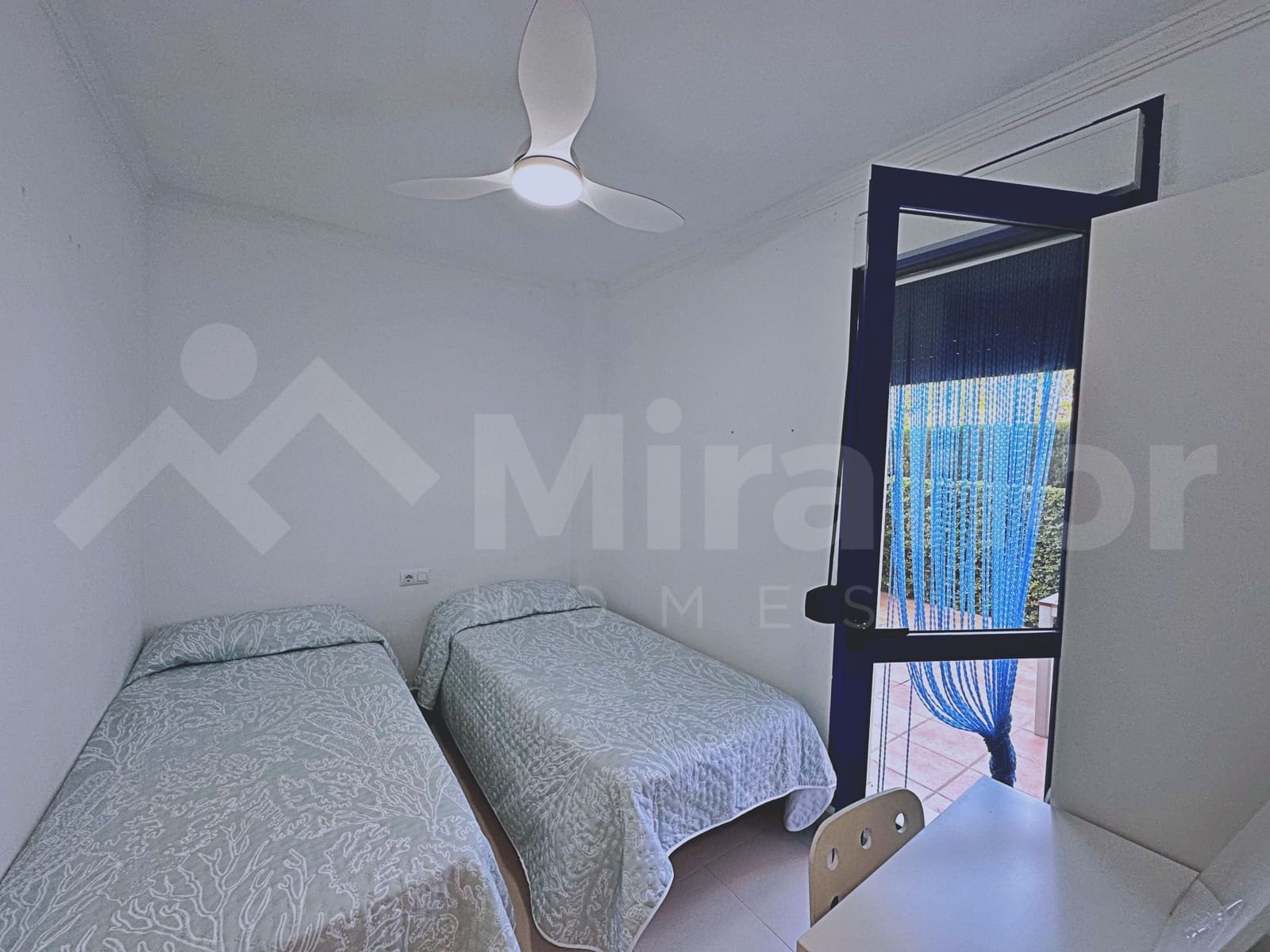 2 bedroom Apartment for sale in Denia with pool - € 246,000 (Ref: 10023211)