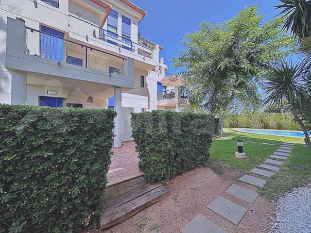 2 bedroom Apartment for sale in Dénia with pool - € 246,000 (Ref: 10023211)