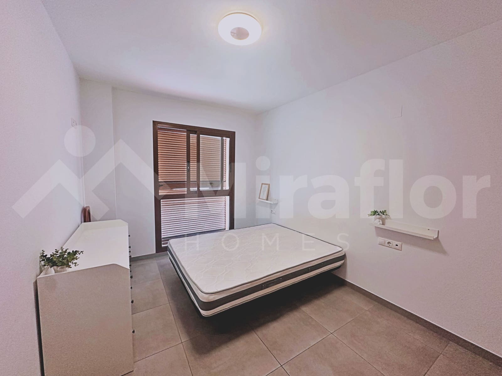 Apartamento de 2 habitaciones en Els Poblets en venta - 222.000 € (Ref: 10060893)