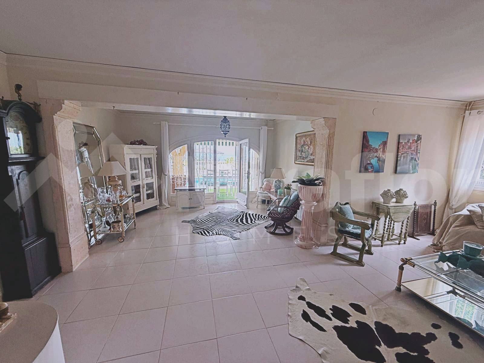 6 slaapkamer Villa te koop in Denia met zwembad - € 875.000 (Ref: 10079921)