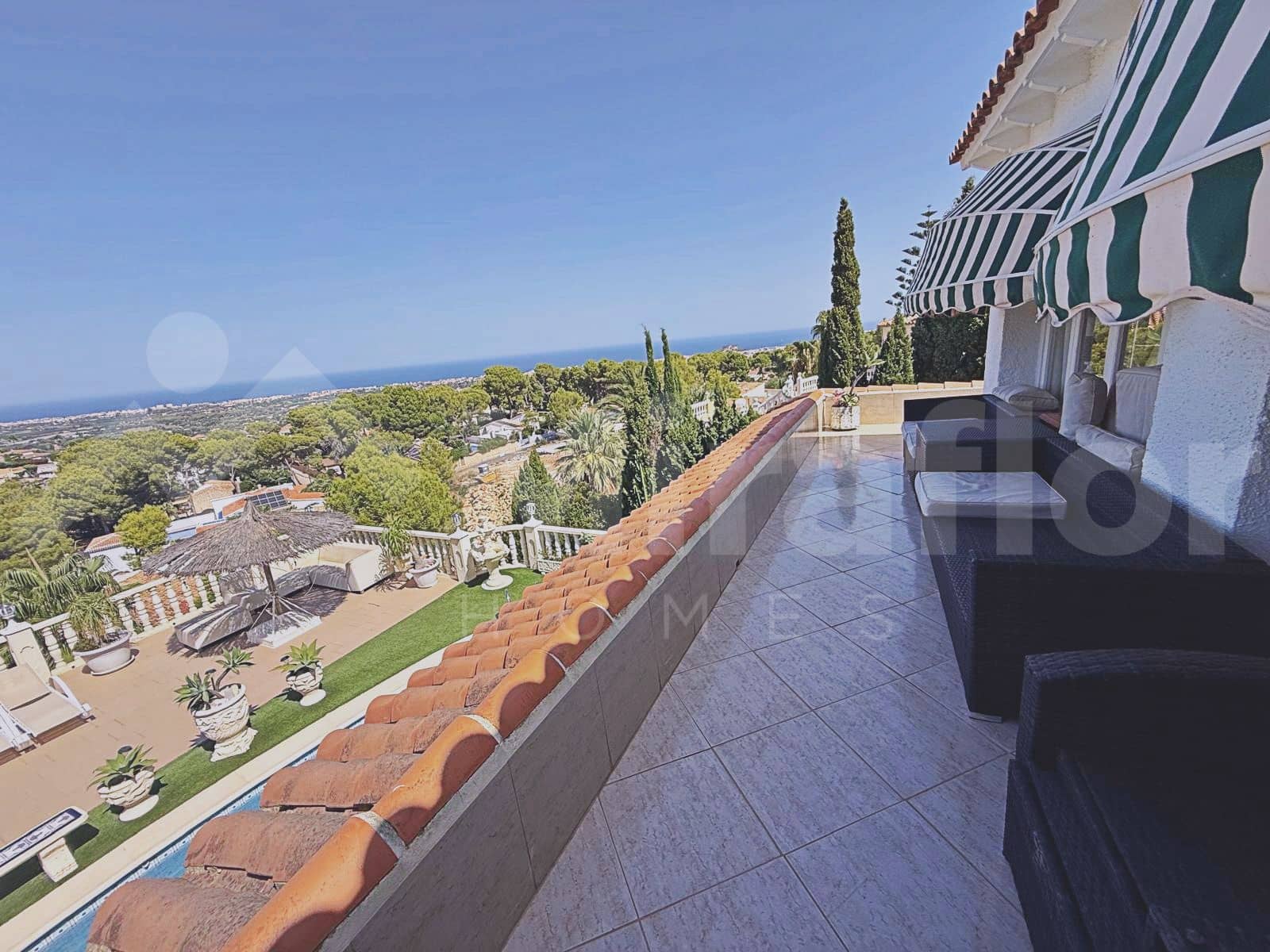 6 slaapkamer Villa te koop in Denia met zwembad - € 875.000 (Ref: 10079921)