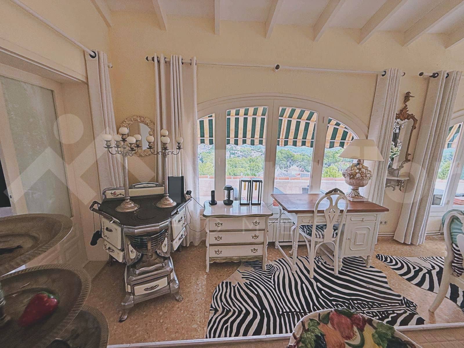 6 slaapkamer Villa te koop in Denia met zwembad - € 875.000 (Ref: 10079921)