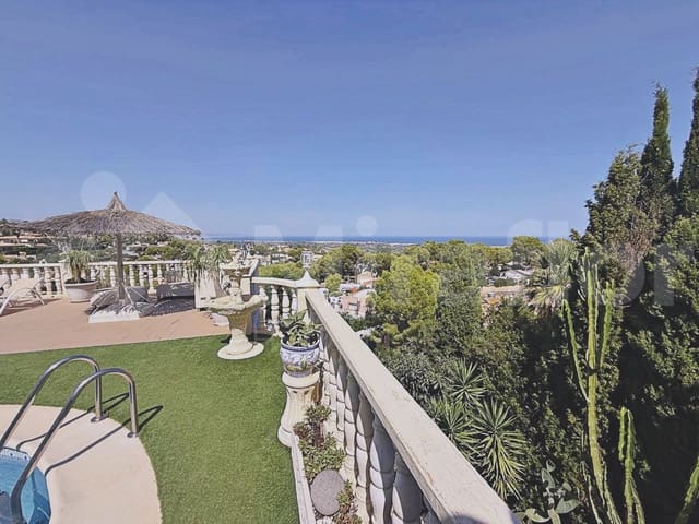 6 slaapkamer Villa te koop in Dénia met zwembad - € 875.000 (Ref: 10079921)