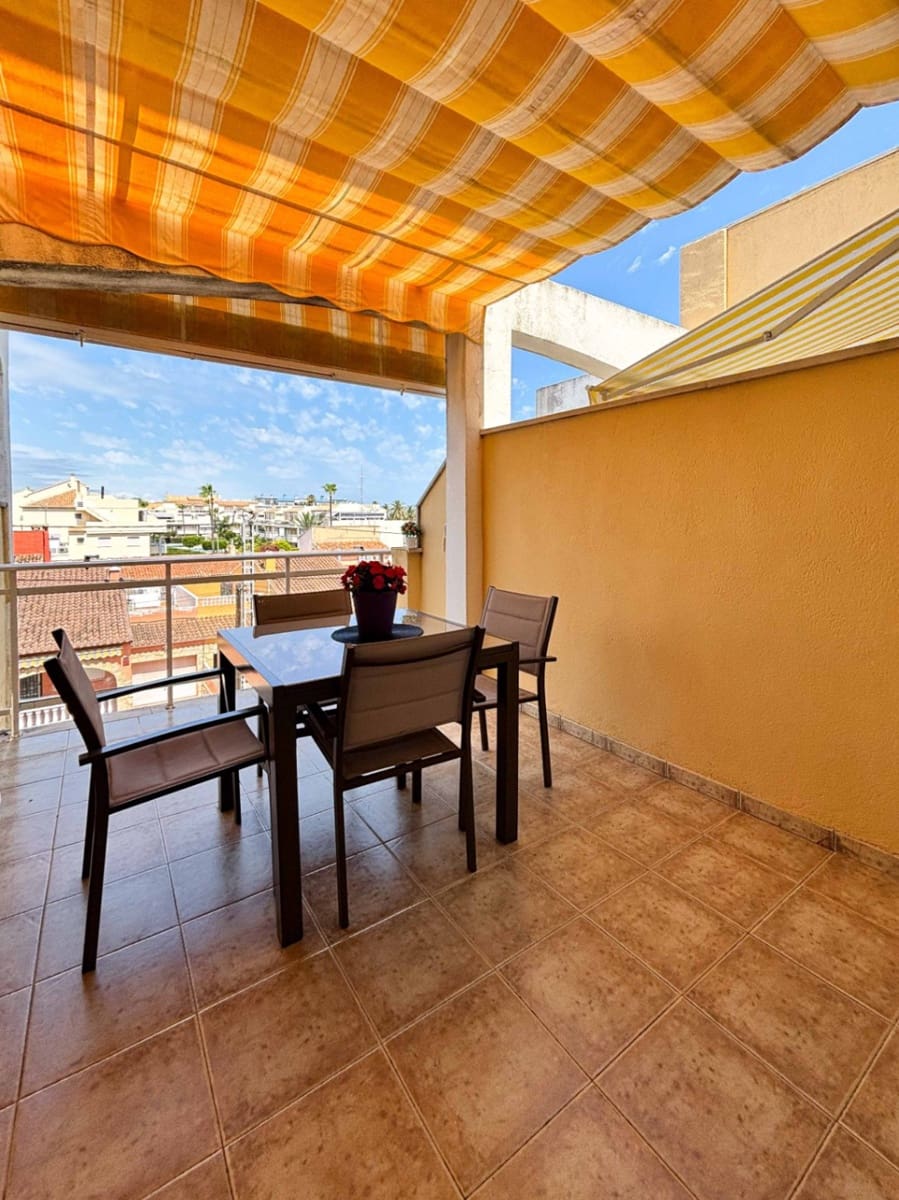 2 soveværelse Penthouse til salg i Denia med swimmingpool - € 289.000 (Ref: 10080902)