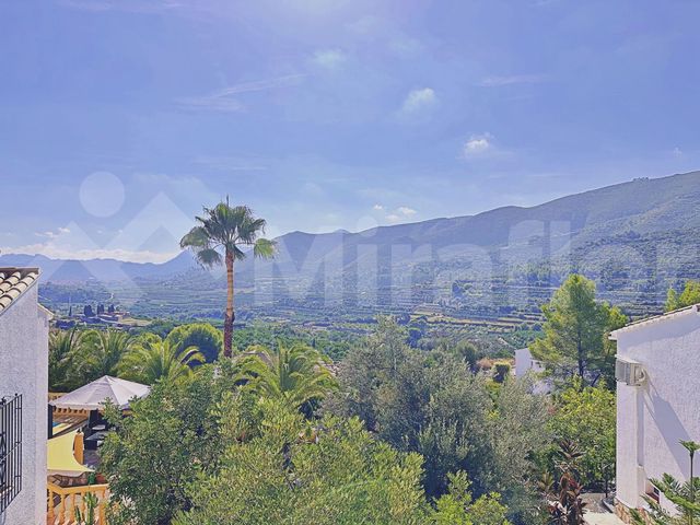 2 Zimmer Villa zu verkaufen in Pego mit Pool - 295.000 € (Ref: 10101093)