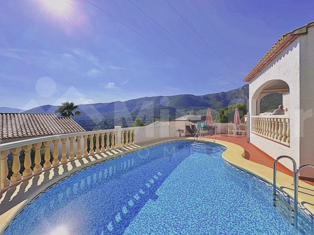 2 Zimmer Villa zu verkaufen in Pego mit Pool - 295.000 € (Ref: 10101093)