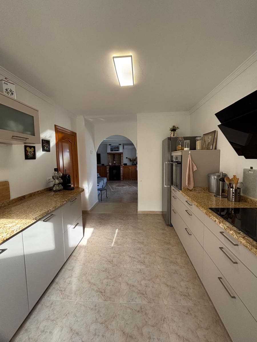 2 makuuhuone Huvila myytävänä paikassa Denia mukana uima-altaan - 595 000 € (Ref: 10102210)