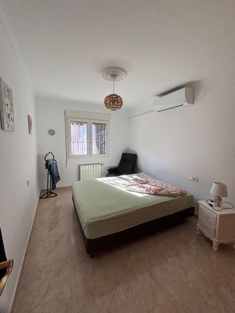 2 makuuhuone Huvila myytävänä paikassa Denia mukana uima-altaan - 595 000 € (Ref: 10102210)