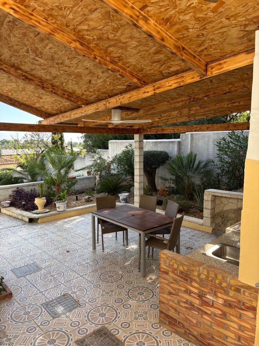 2 makuuhuone Huvila myytävänä paikassa Denia mukana uima-altaan - 595 000 € (Ref: 10102210)