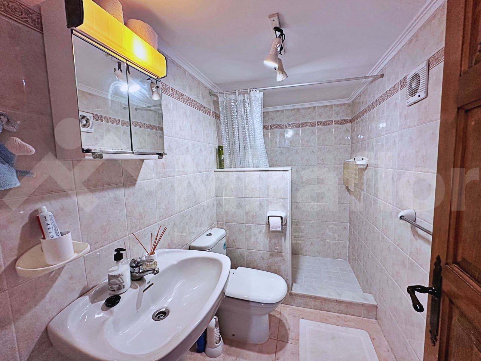 3 sypialnia Willa na sprzedaż w Monte Pego z basenem garażem - 430 000 € (Ref: 10136714)