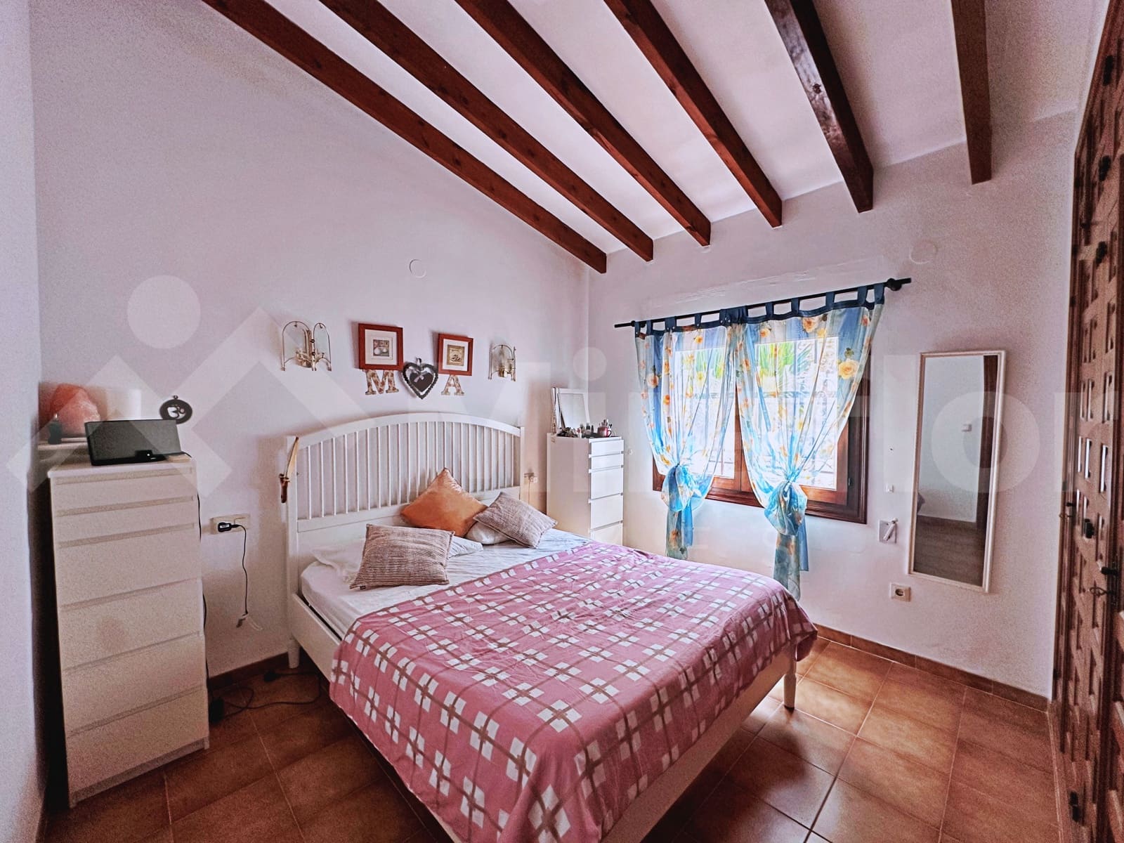 3 sypialnia Willa na sprzedaż w Monte Pego z basenem garażem - 430 000 € (Ref: 10136714)