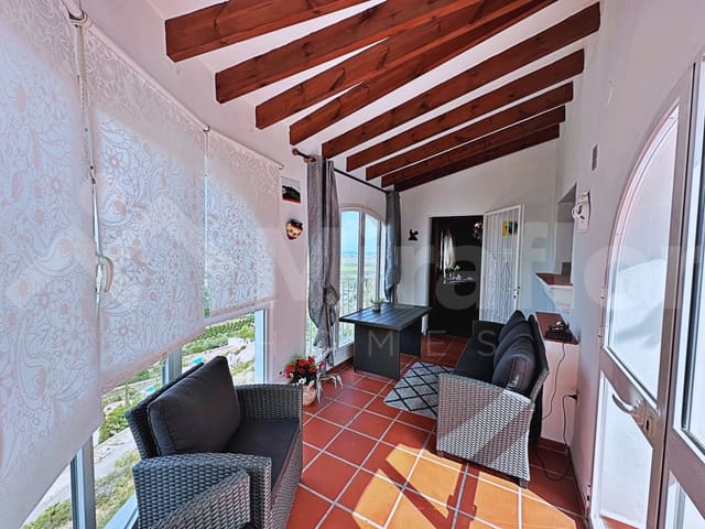3 sypialnia Willa na sprzedaż w Monte Pego, Pego z basenem garażem - 430 000 € (Ref: 10136714)