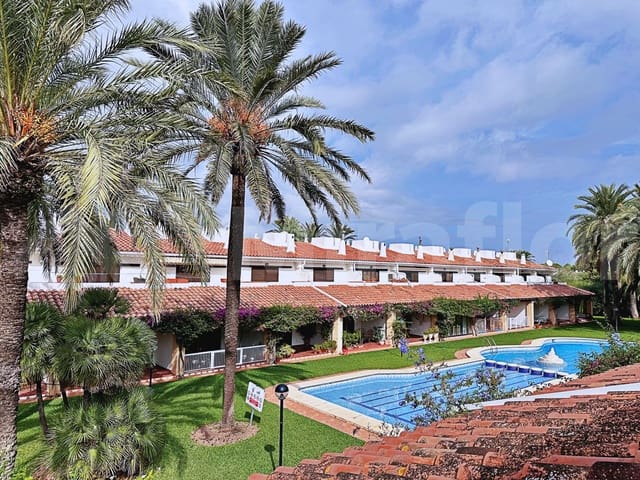 3 soveværelse Rækkehus til salg i Dénia med swimmingpool garage - € 360.000 (Ref: 10136715)