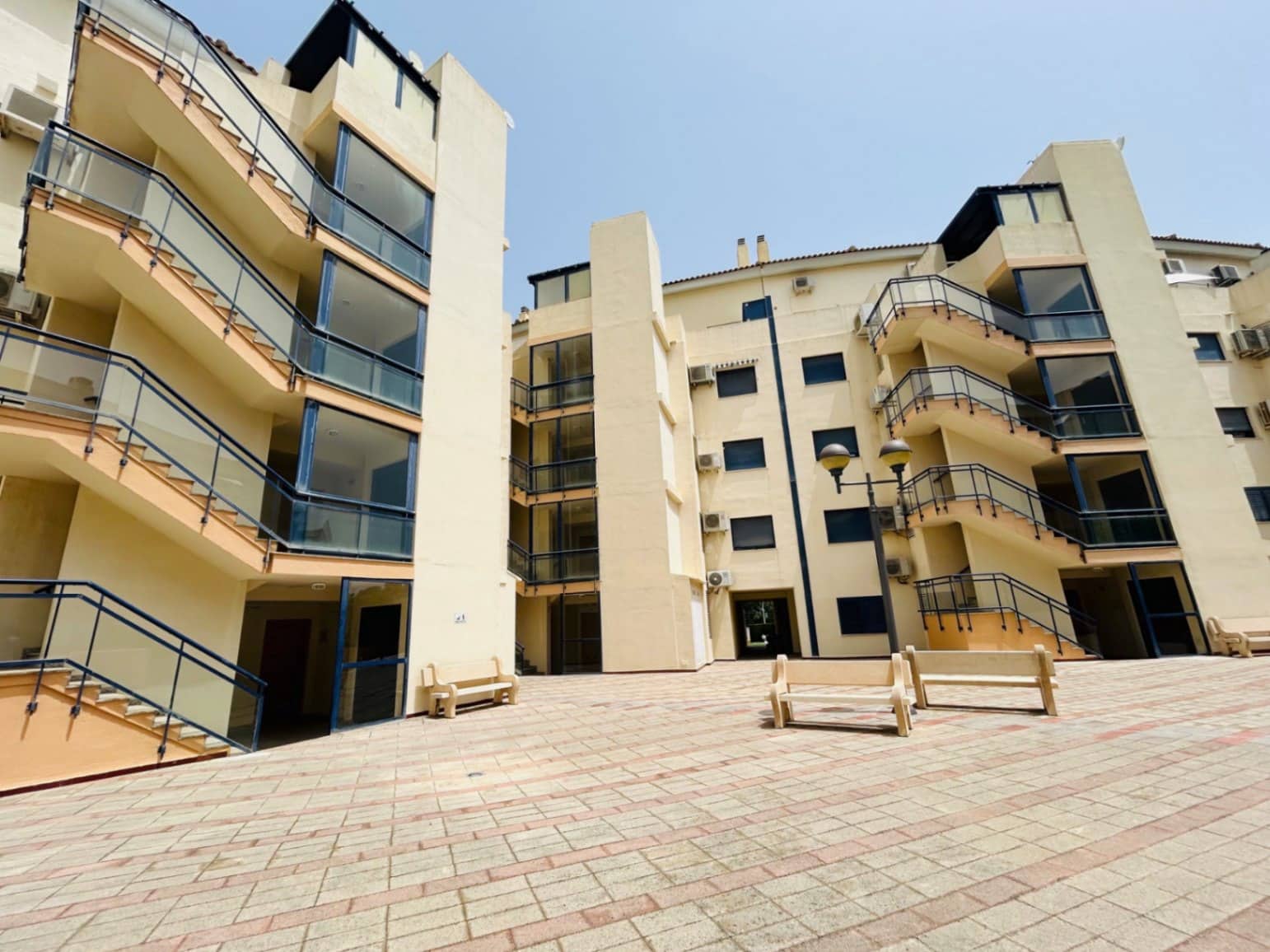 Apartamento de 2 habitaciones en Dénia en venta con piscina - 335.000 € (Ref: 10139385)