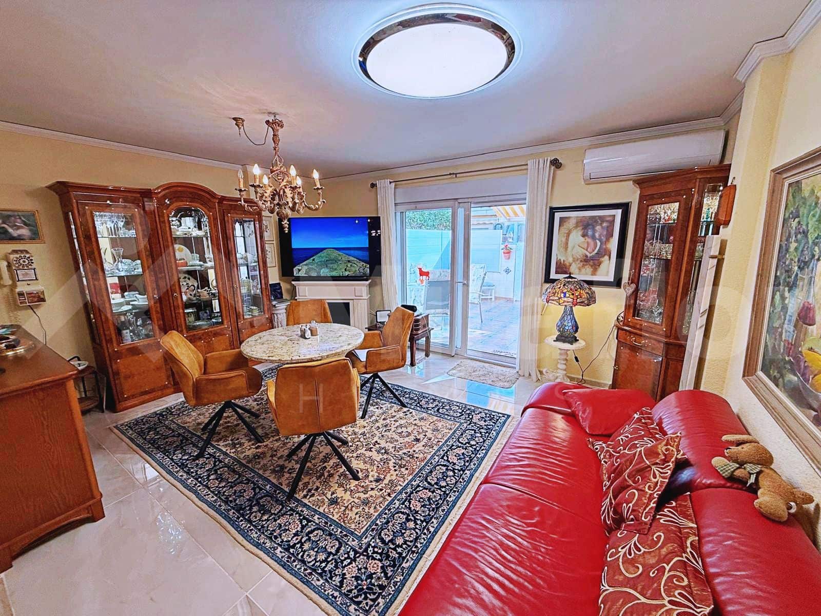 2 soveværelse Rækkehus til salg i Els Poblets med swimmingpool garage - € 299.000 (Ref: 10154225)