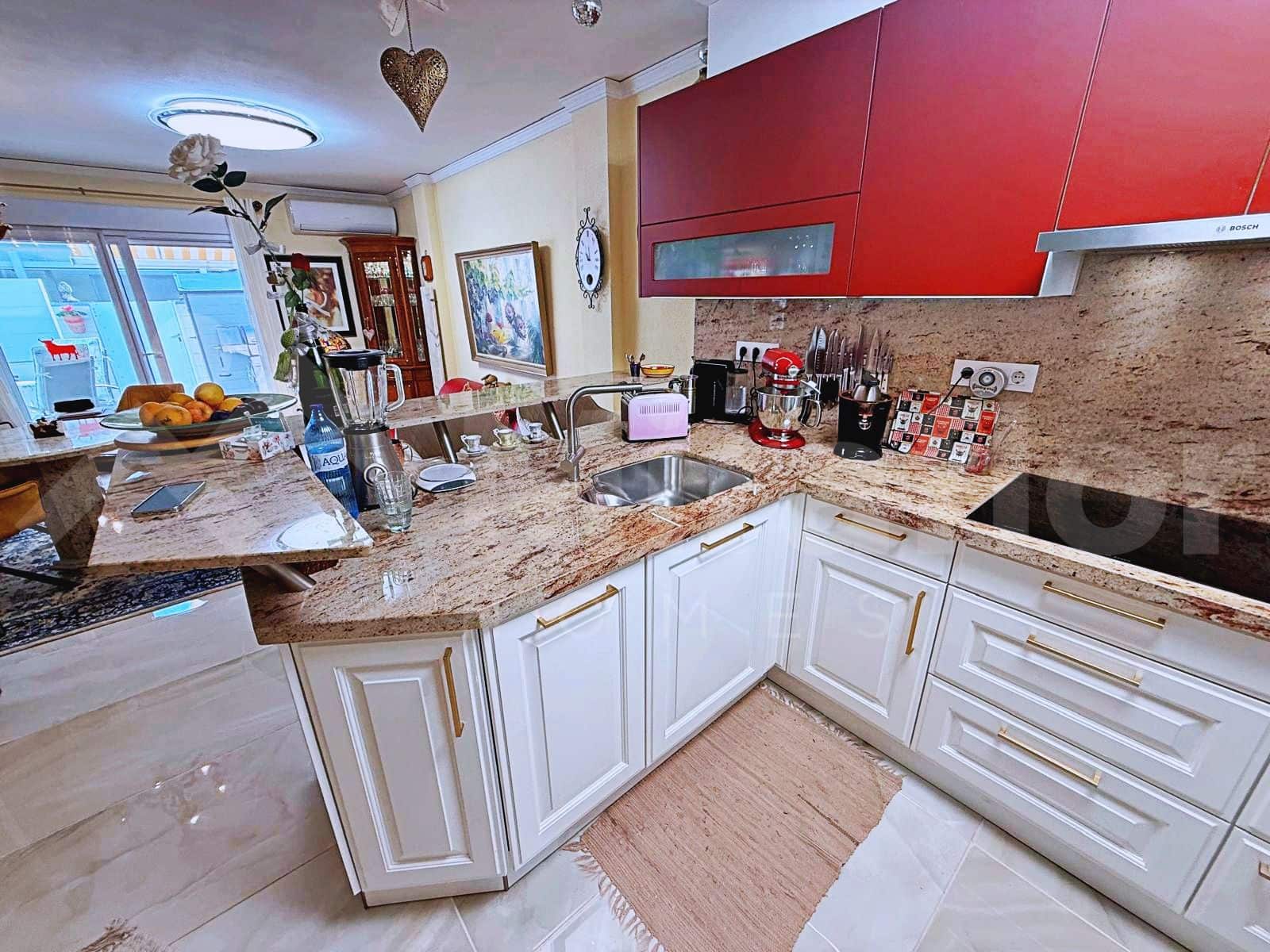 2 soveværelse Rækkehus til salg i Els Poblets med swimmingpool garage - € 299.000 (Ref: 10154225)