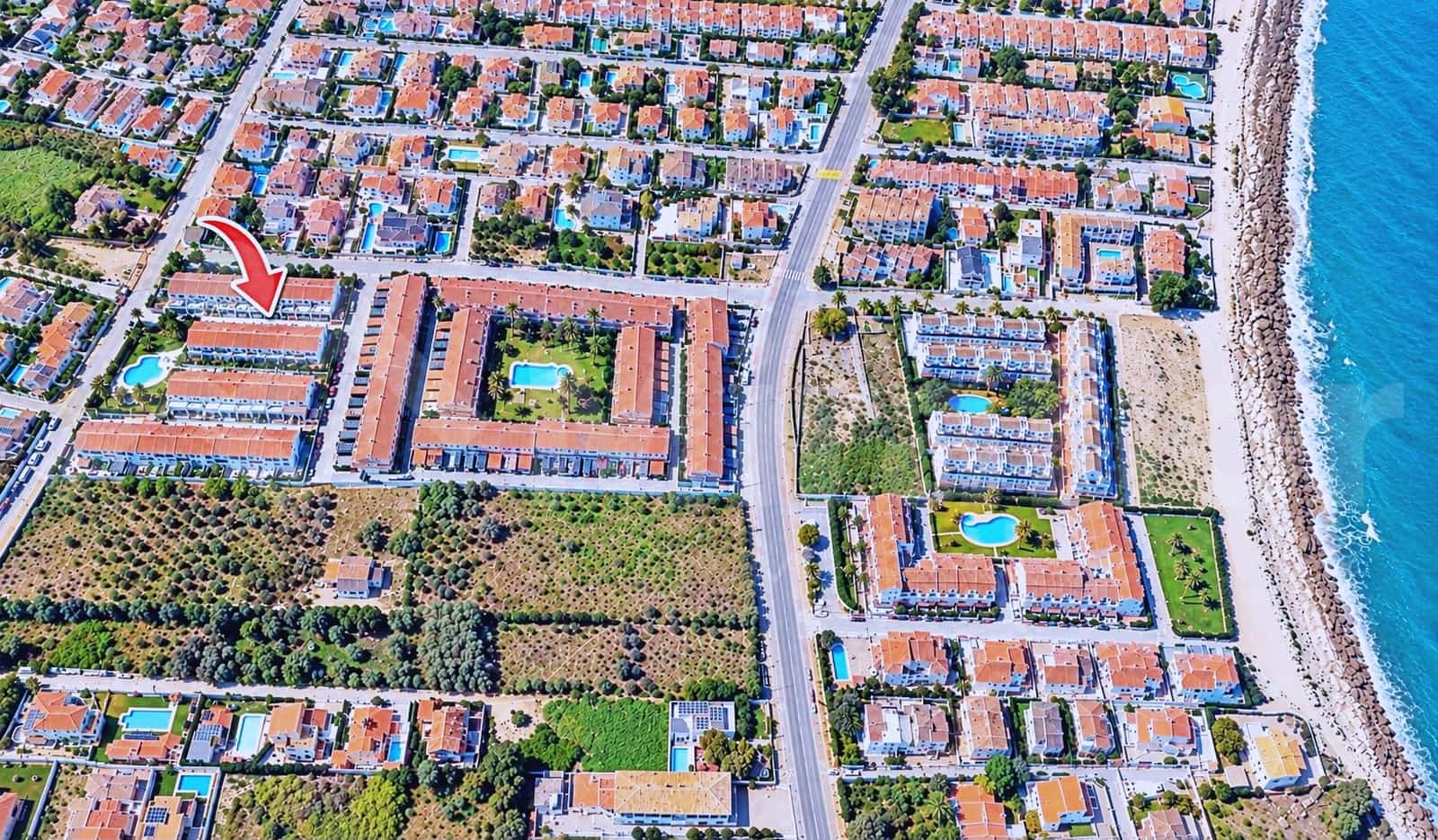 2 soveværelse Rækkehus til salg i Els Poblets med swimmingpool garage - € 299.000 (Ref: 10154225)