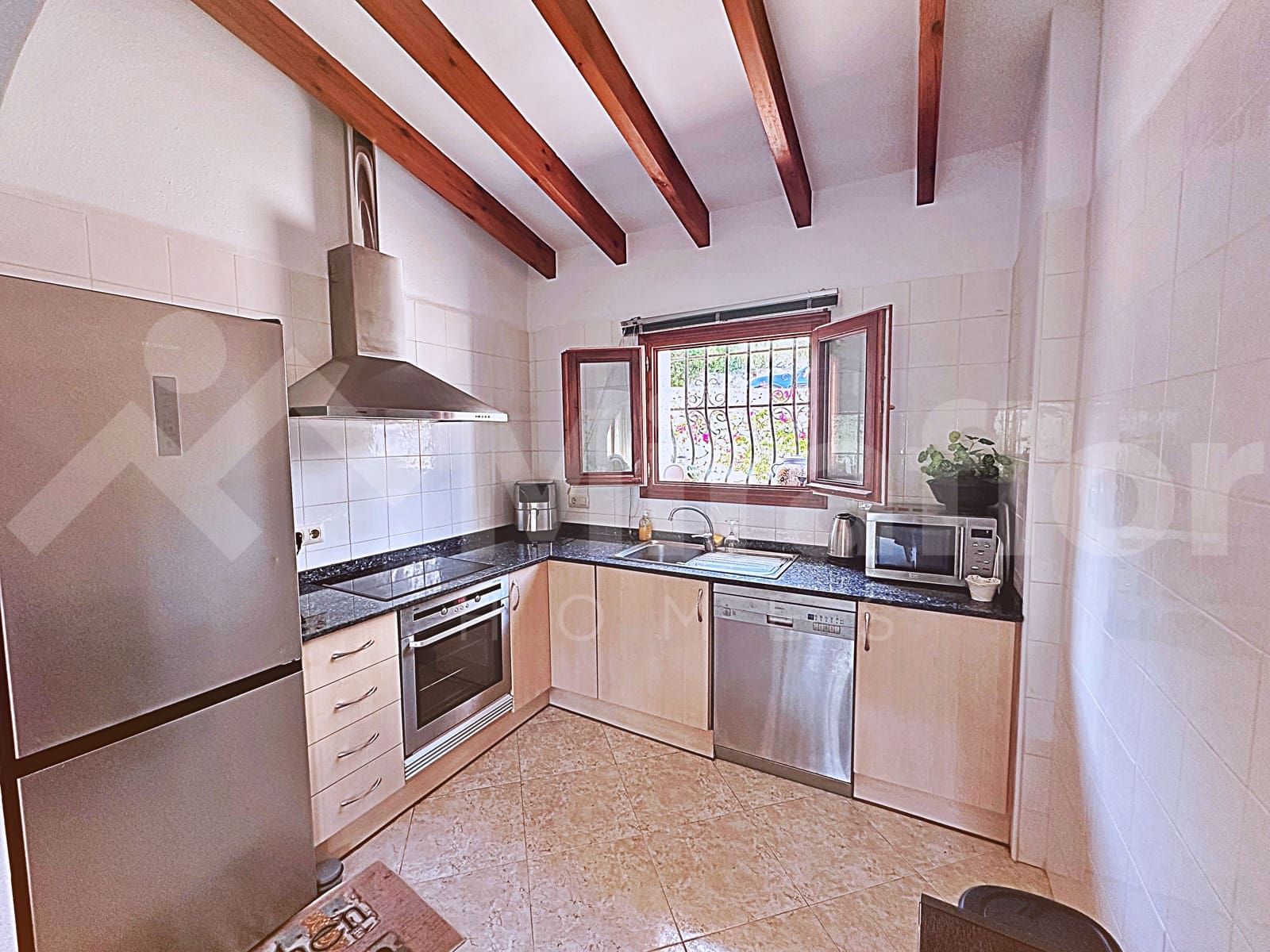4 bedroom Villa for sale in Denia with pool - € 450,000 (Ref: 10158689)